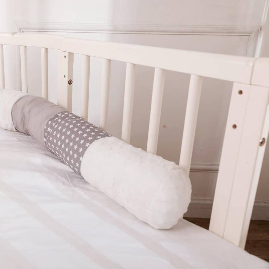 Gray Round Crib Bumper with Star Patterns Baby Bedding Protector
