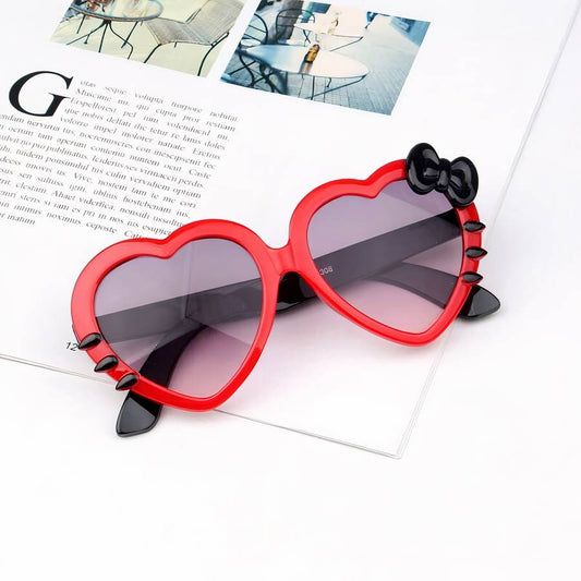 Kids Heart Shaped Sunglasses Cute Trendy UV Protection Shades for Girls Boys